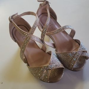 Girls size 11 dress shoes